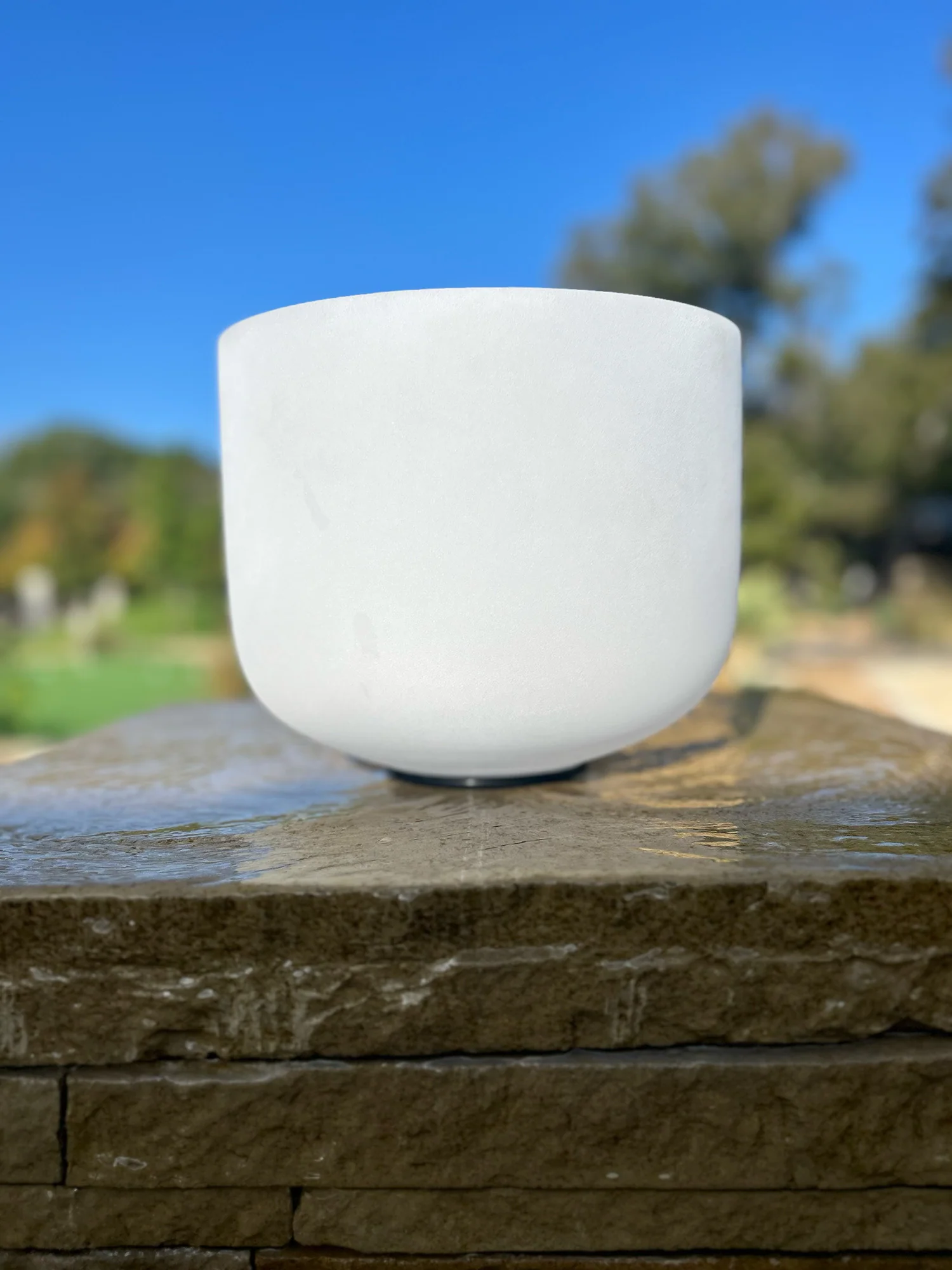 11 inch, F4 Perfect Pitch Frosted Crystal Singing Bowl Bowl - Image 8