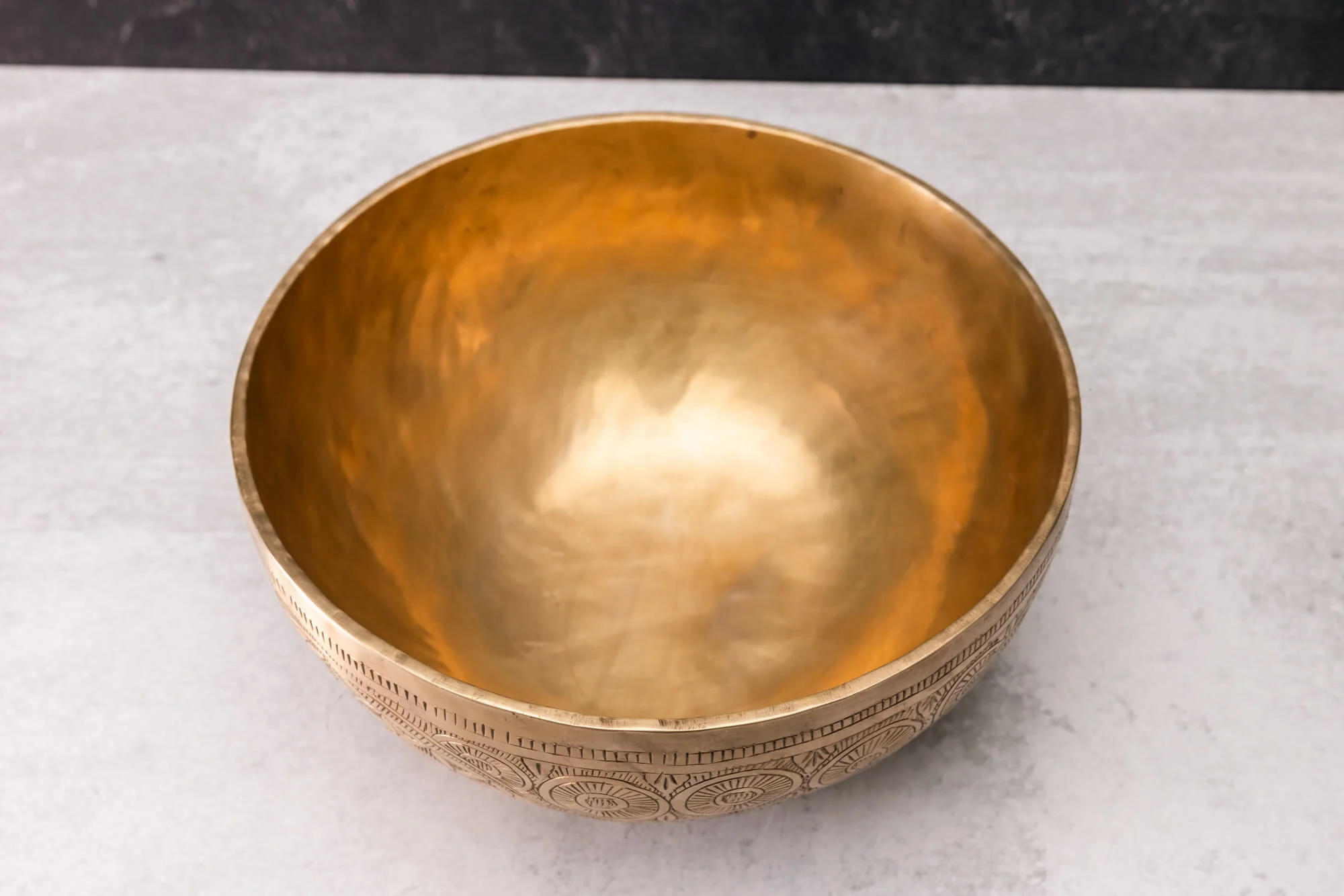 8.75' E Tone 3rd Octave Bronze 0837 - Image 8