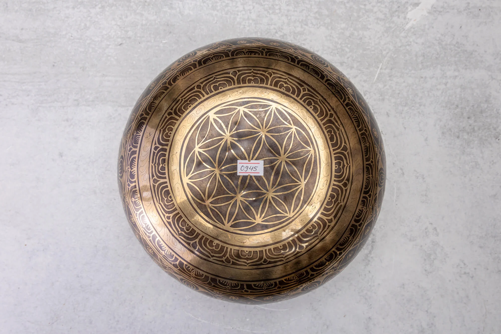 10' C Tone 3rd Octave Bronze 0945 - Image 9