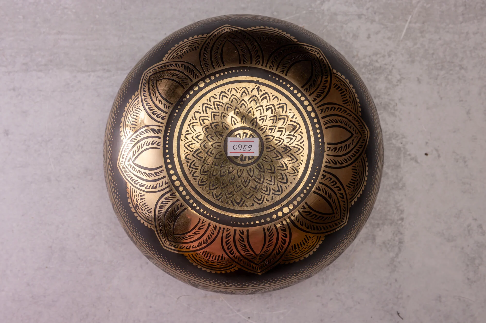 8.75' E Tone 3rd Octave Bronze 0959 - Image 8