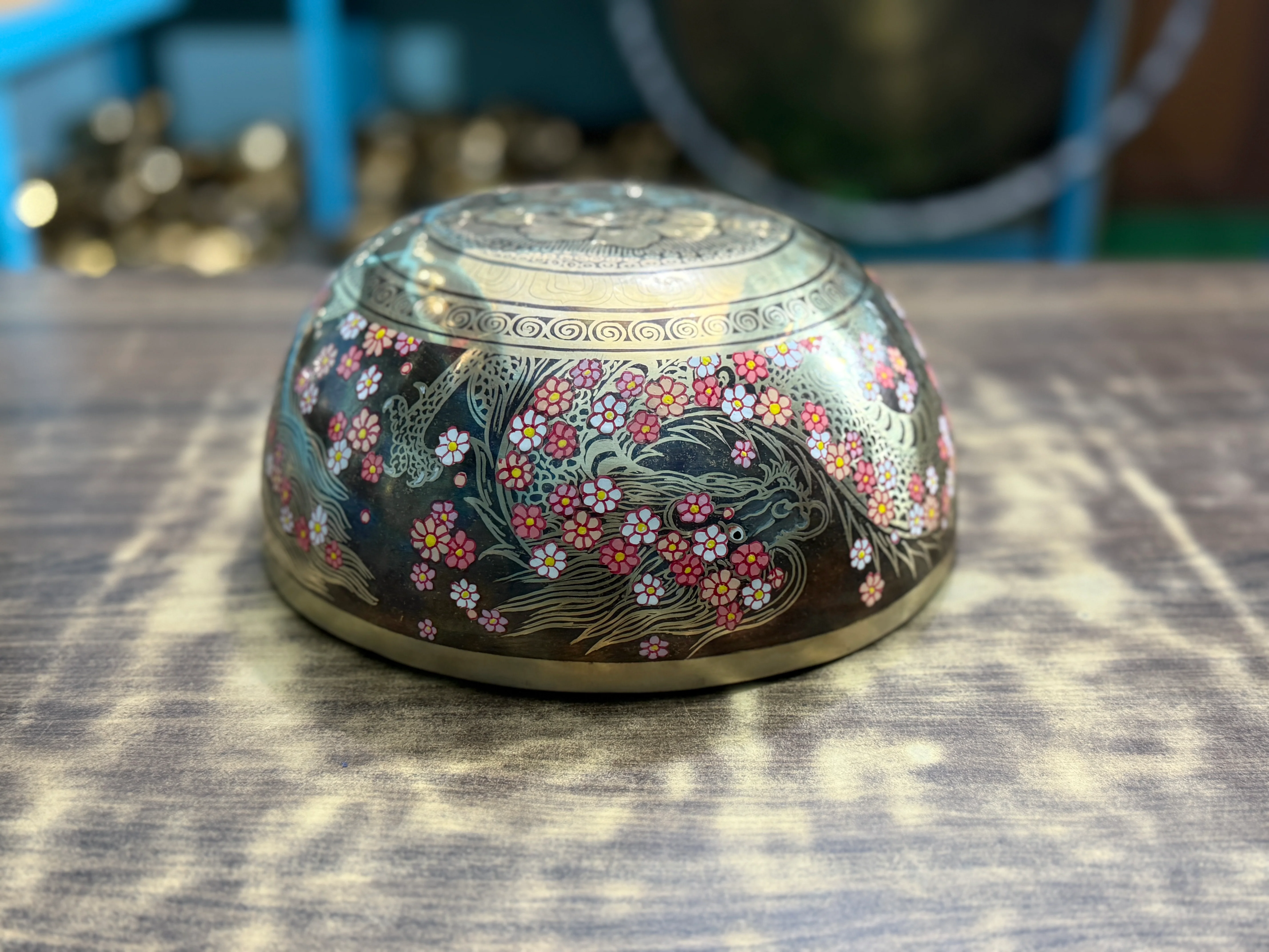 Second Song Collection: The Flower Dragon. 9 Inch Hand-Painted Singing Bowl. - Image 5