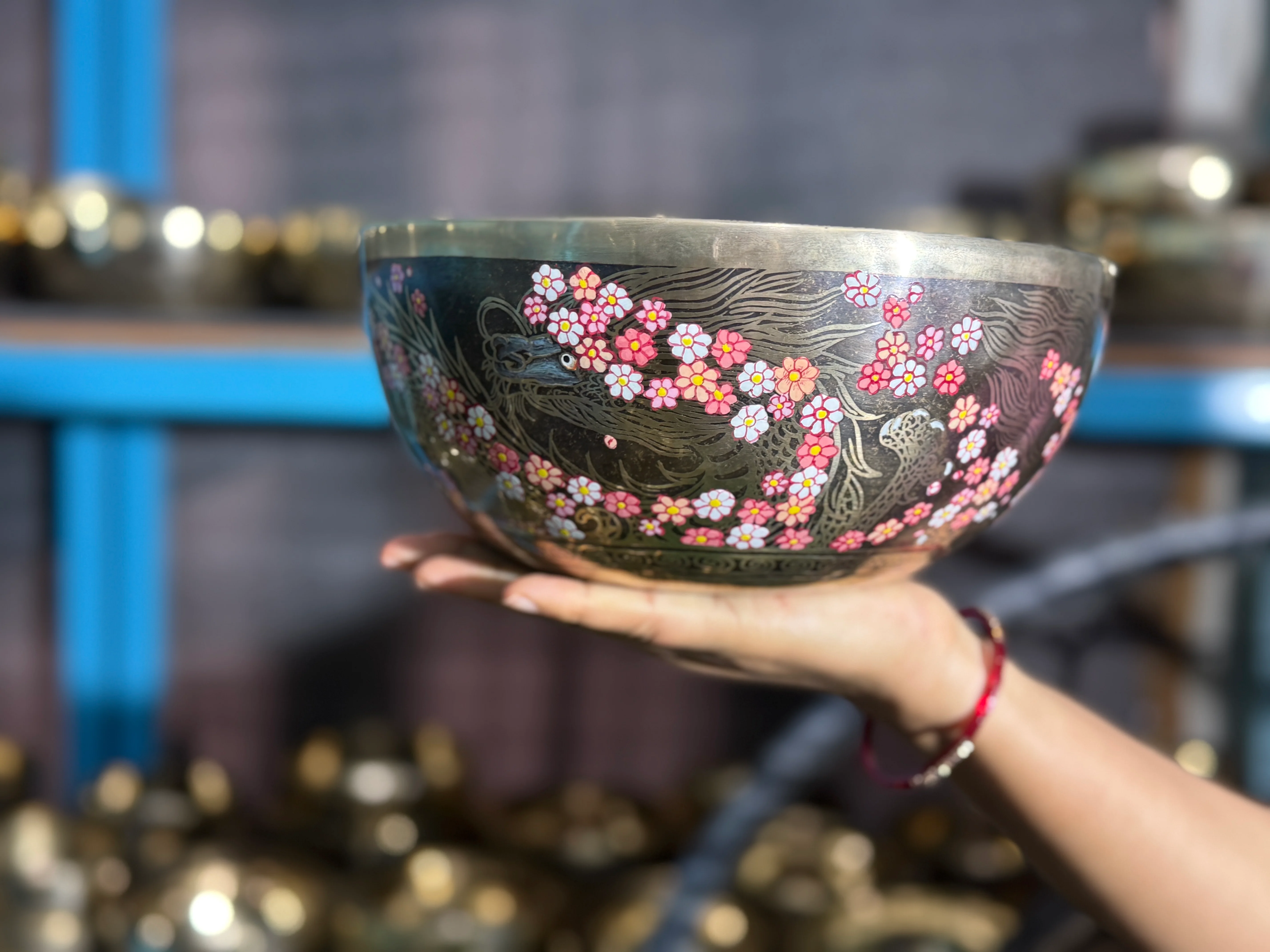 Second Song Collection: The Flower Dragon. 9 Inch Hand-Painted Singing Bowl. - Image 7