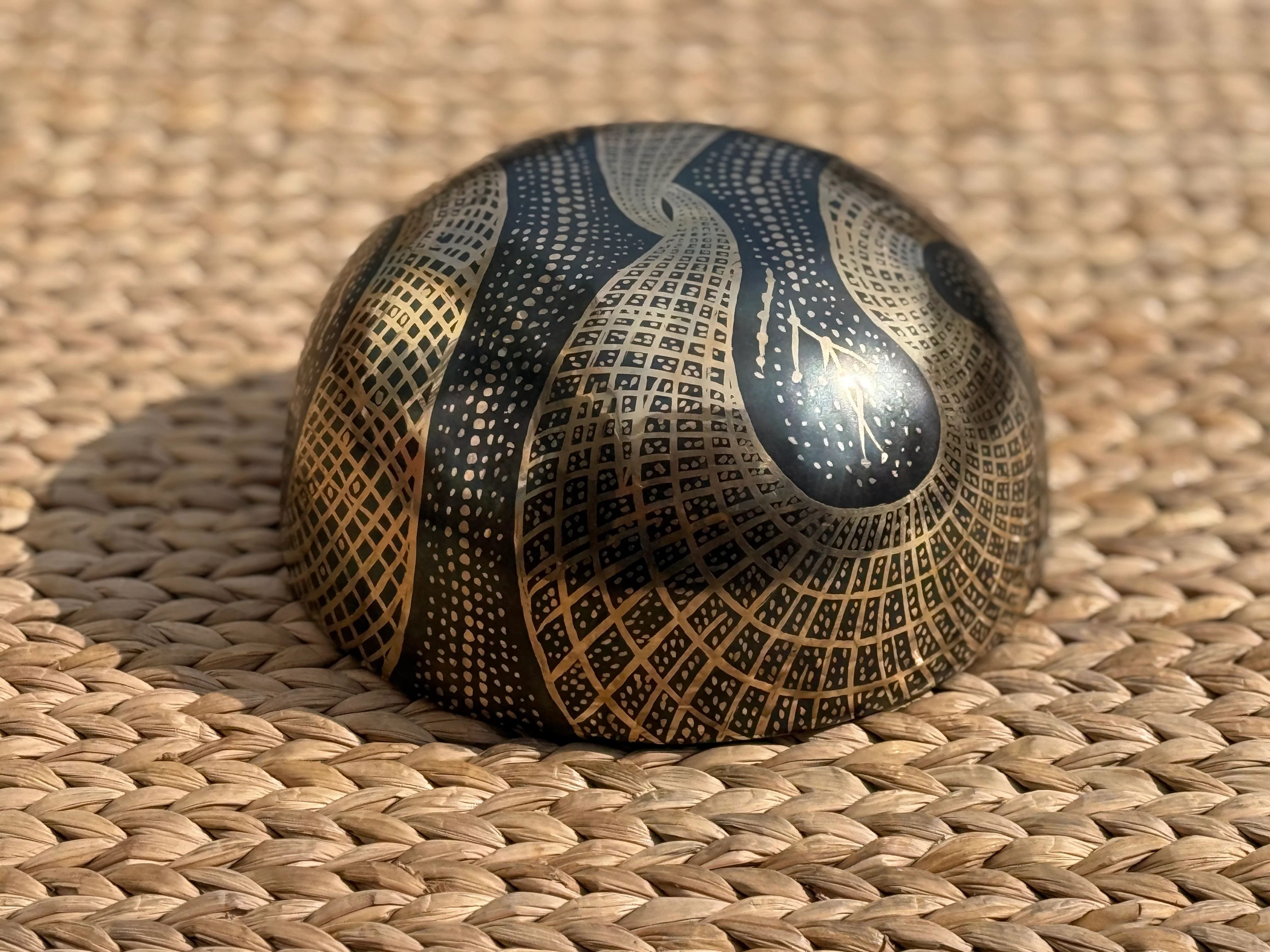 The Aether Bowl: 8 Inch Bell-Bronze Singing Bowl - Image 10