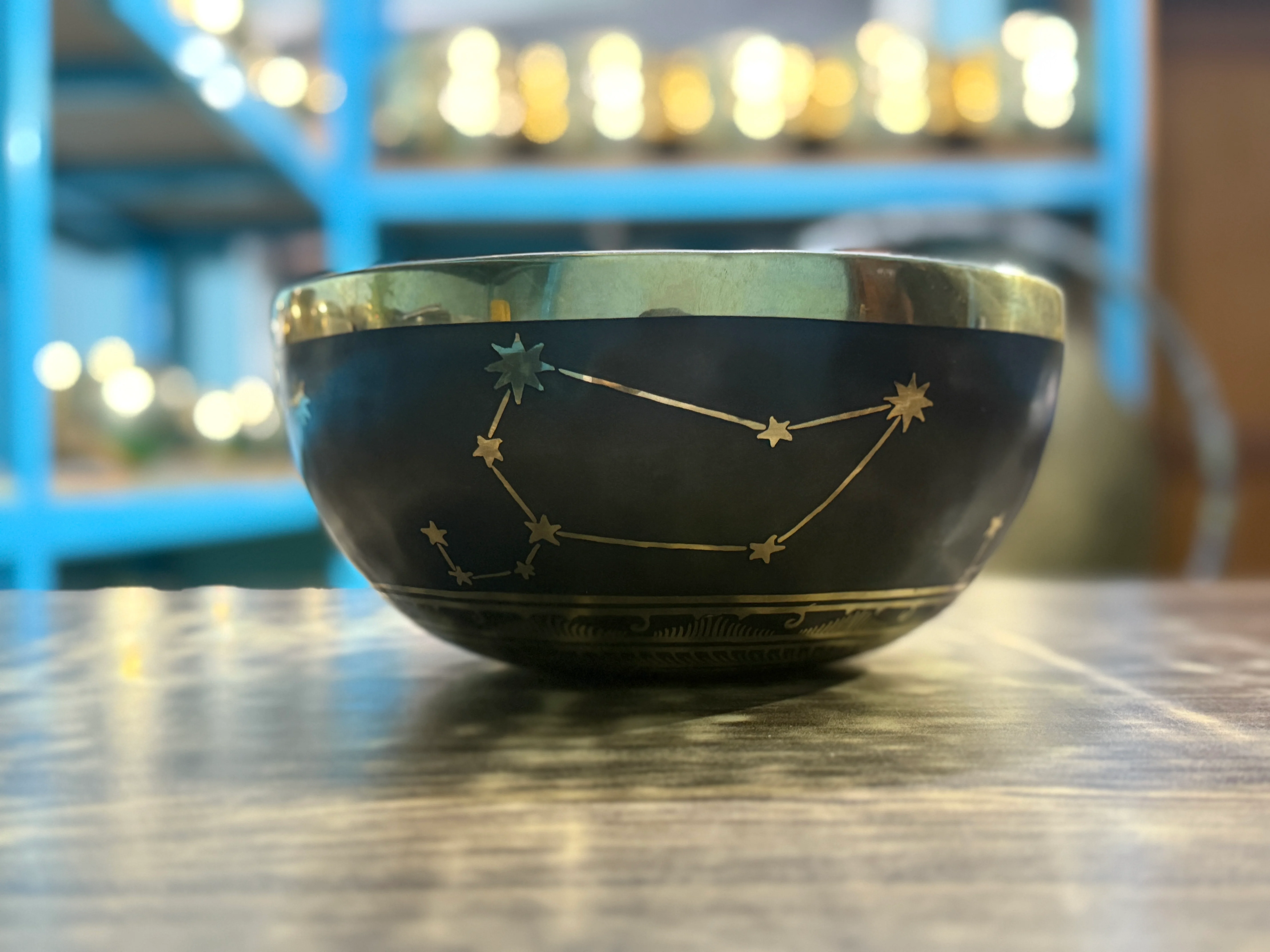 The Leo Singing Bowl - 9 inch Large | Handmade In Nepal - Image 14