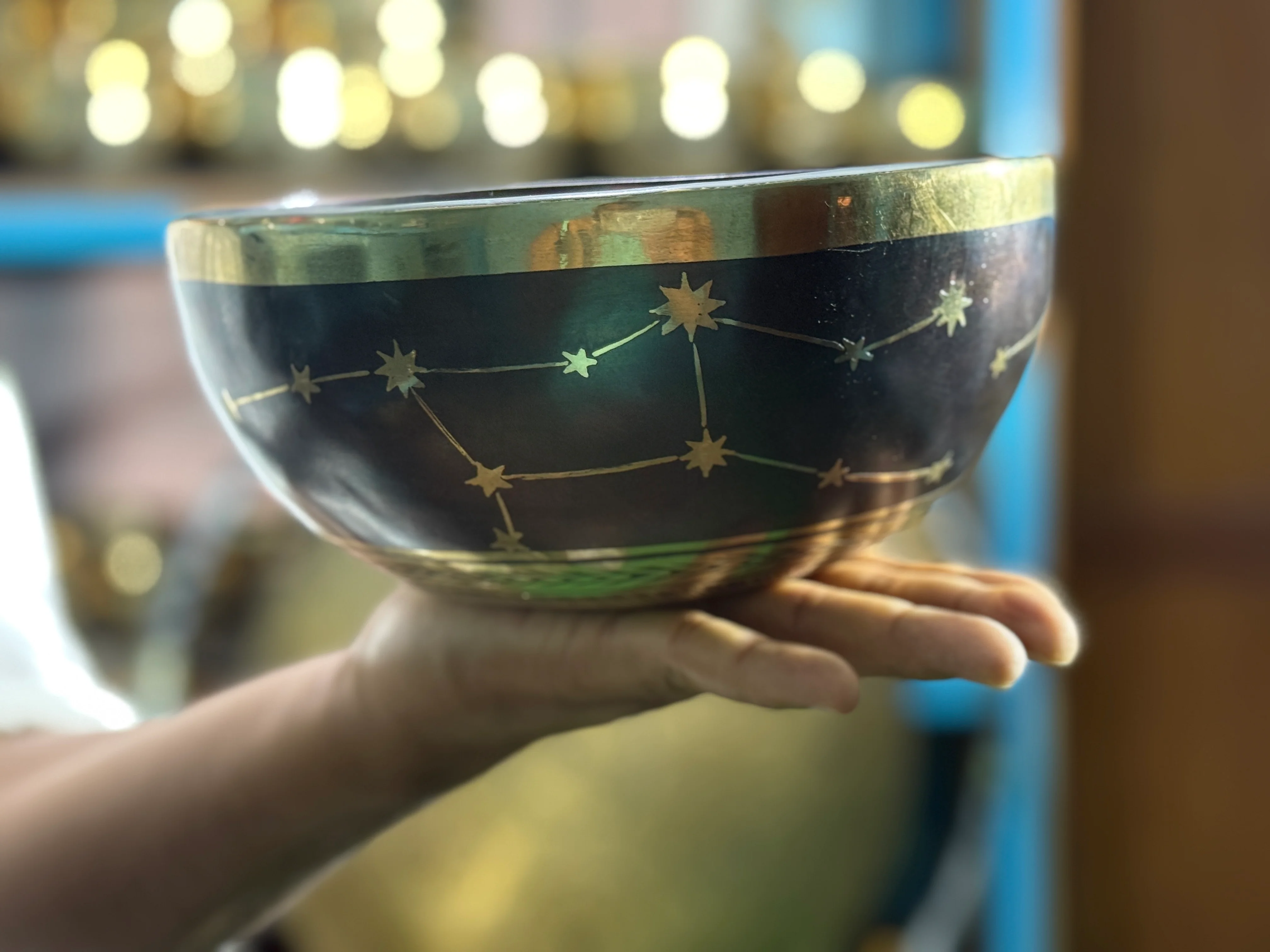 The Virgo Singing Bowl - 9 inch Large | Handmade In Nepal - Image 5