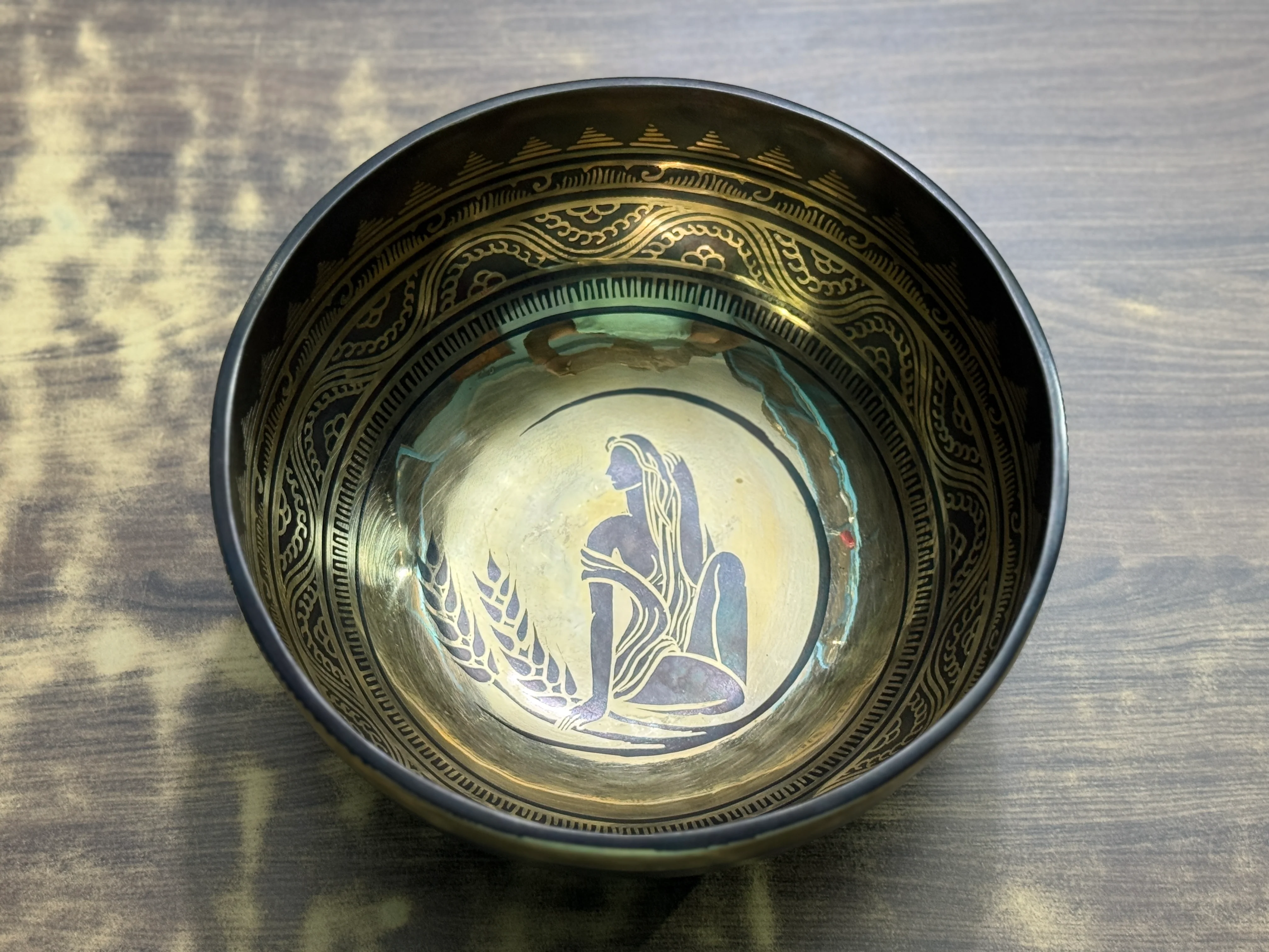 The Virgo Singing Bowl - 9 inch Large | Handmade In Nepal - Image 8