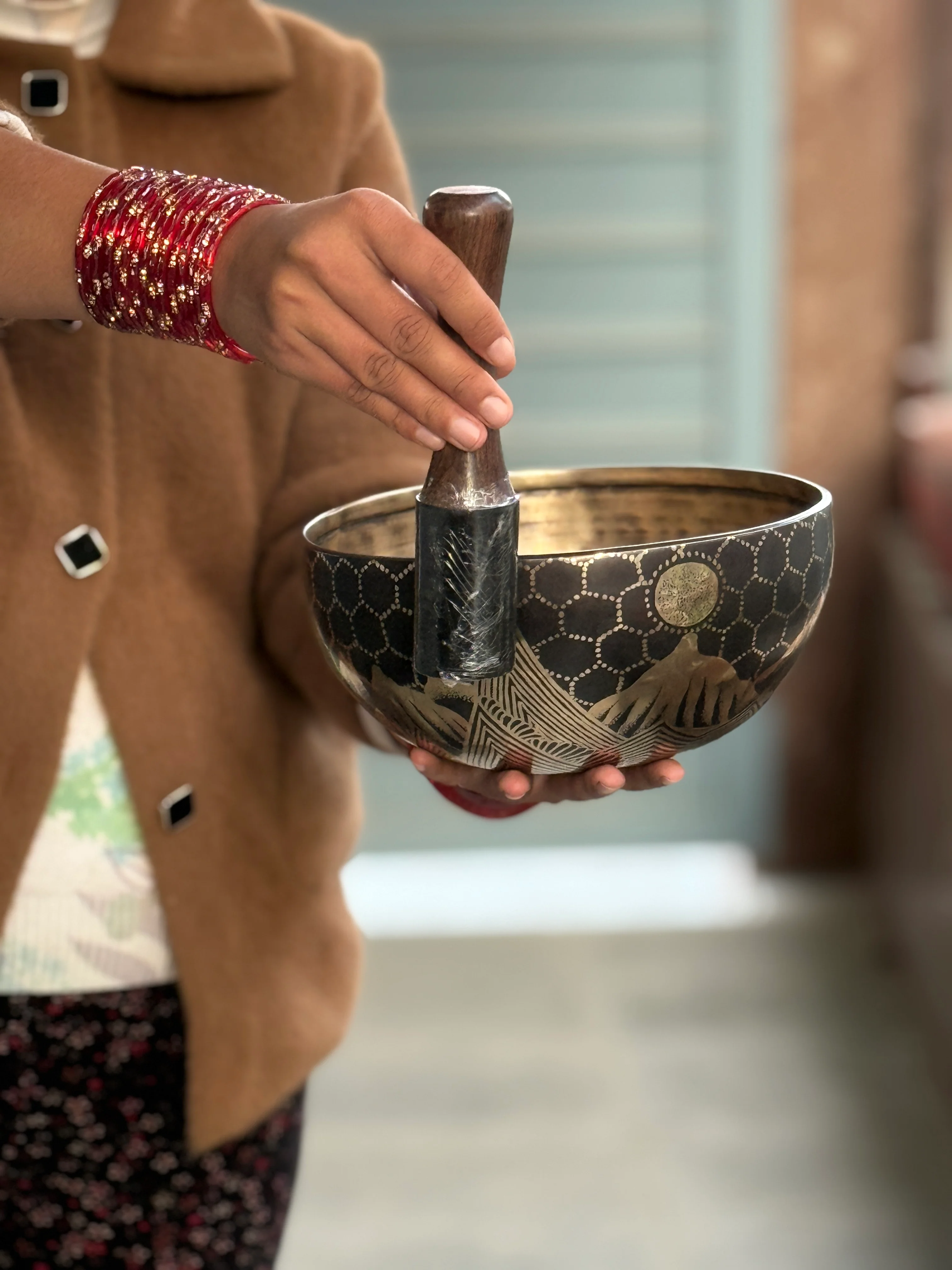 The Summit Bowl: 9 Inch Diameter Masterpiece Bowl - Image 42